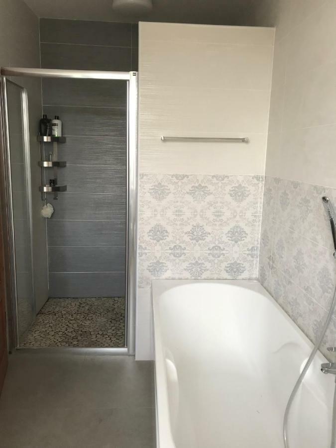 הוילה באניי די לוקה Piscina Con Vista מראה חיצוני תמונה